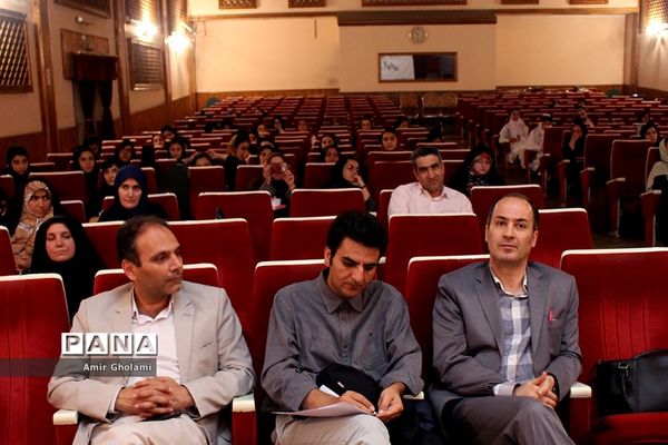 اولین روز از رقابت‌های سی و هفتمین جشنواره فرهنگی و هنری دختران سراسر کشور