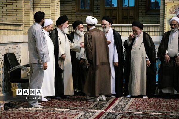 مراسم عمامه‌گذاری 280 طلبه خراسان