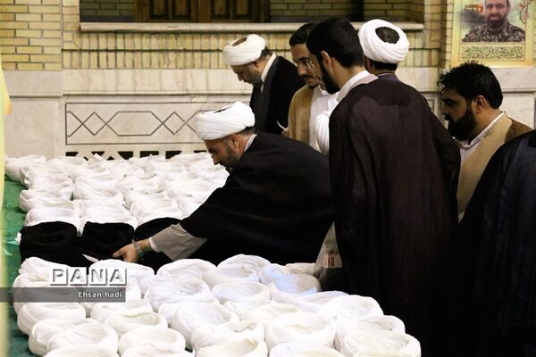 مراسم عمامه‌گذاری 280 طلبه خراسان