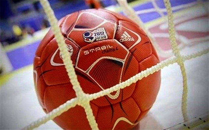 مسابقات هندبال دختران دومین دوره المپیاد استعدادهای برتر ورزش کشور  در یزد آغاز شد