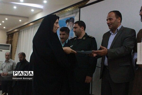آیین تجلیل از ایثارگران، جانبازان، آزادگان  فرهنگی و فرزندان شاهد شاغل در آموزش و پرورش ناحیه یک تبریز