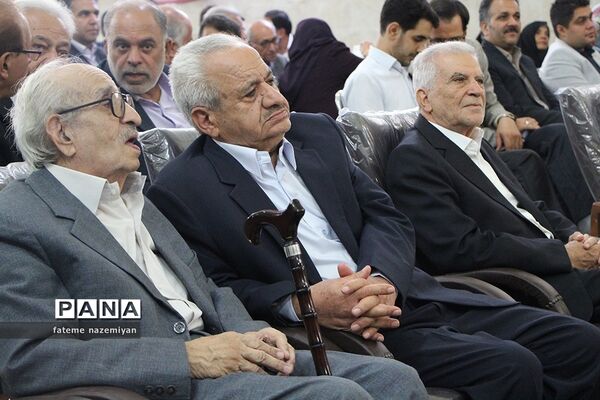 همایش فارغ التحصیلان دهه شصت در استان یزد