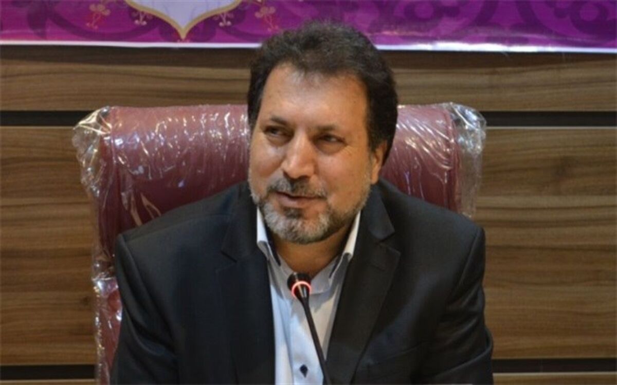 معاون متوسطه آموزش و پرورش: توزیع نامتوازن 63 درصدی دانش‌آموزان در رشته‌ تجربی درست نیست