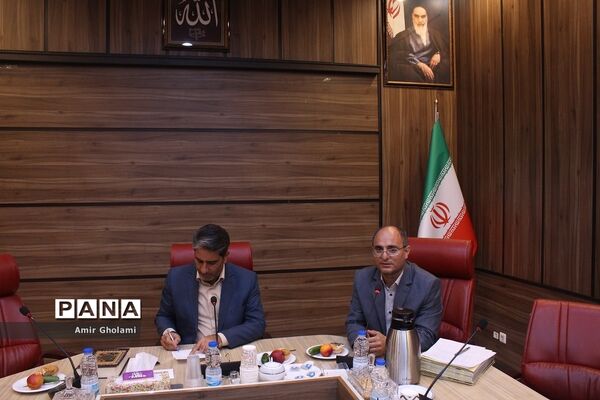نشست مدیرکل آموزش و پرورش شهرستان‌های استان تهران با اصحاب رسانه