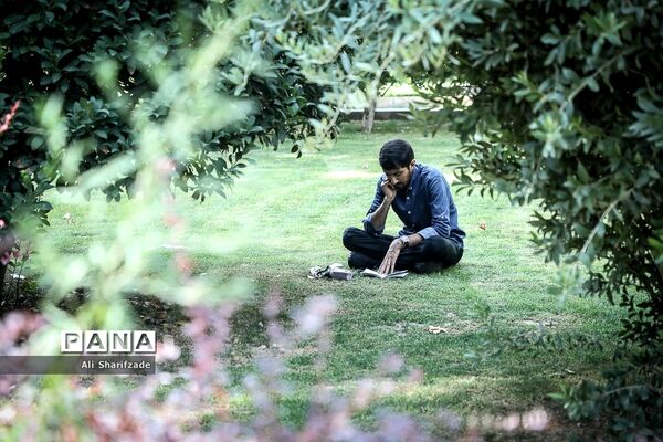 مراسم پرفیض «دعای عرفه» در دانشگاه تهران