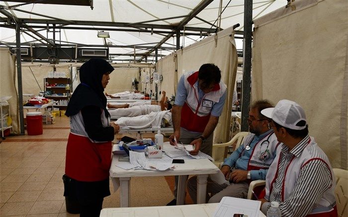 فعالیت شبانه‌روزی پزشکان ایرانی دربیمارستان صحرایی منا