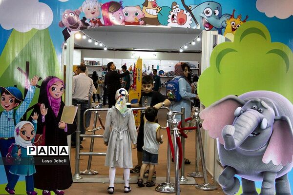 هفتمین نمایشگاه نوشت افزار ایرانی «ایران نوشت»