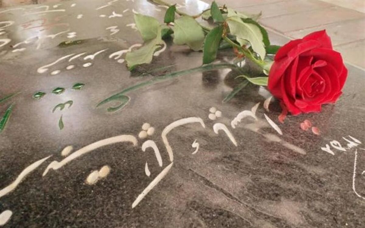 مراسم غباروبی گلزار شهدای شهرستان میناب