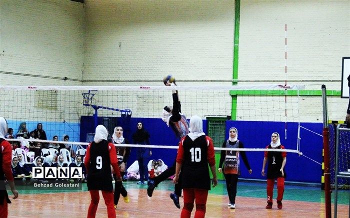 اعلام نتایج اولین روز مسابقات والیبال و فوتسال دانش‌آموزان دختر کشور در شاهرود