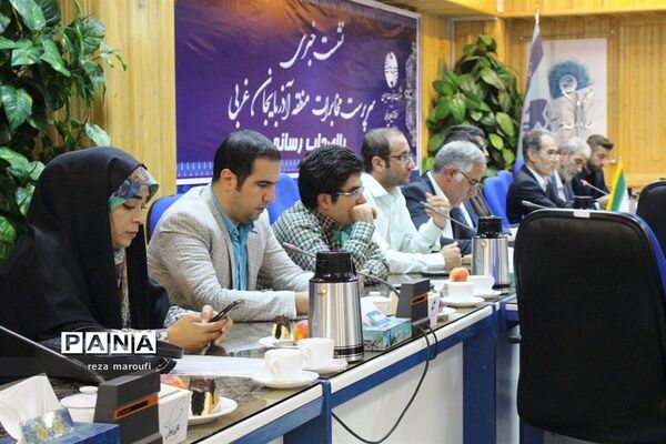 نشست خبری سرپرست مخابرات آذربایجان غربی به مناسبت روز خبرنگار