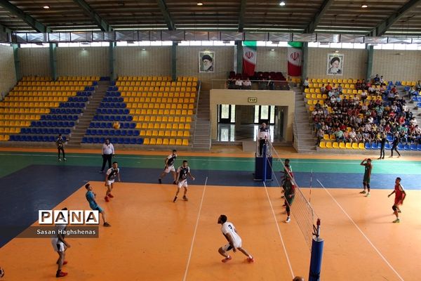 دیدار دوستانه تیم‌های والیبال بنگلادش و بسیج اسلامشهر