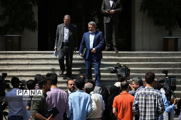 در حاشیه جلسه هیئت دولت