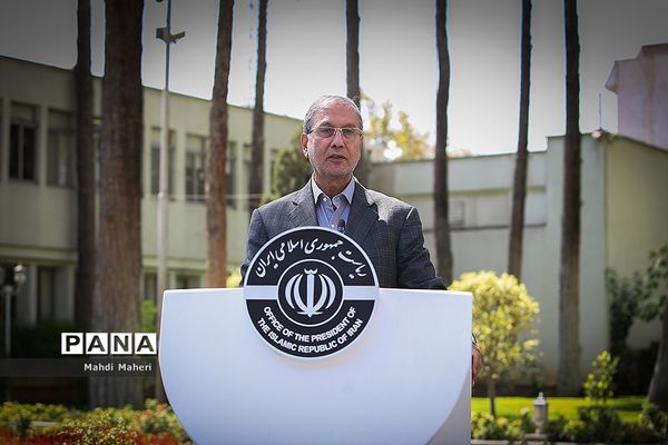 در حاشیه جلسه هیئت دولت