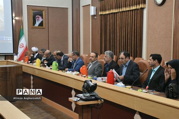 نشست مجمع نمایندگان مازندران با روسای دانشگاه‌های استان