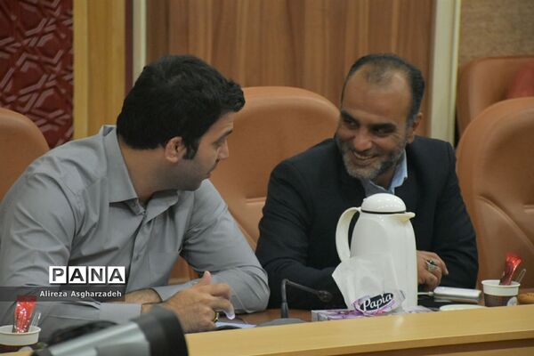 نشست مجمع نمایندگان مازندران با روسای دانشگاه‌های استان