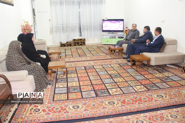 دیدار معاون مطبوعاتی وزارت فرهنگ با پیشکسوت مدیر خبرگزاری ایرنا بوشهر
