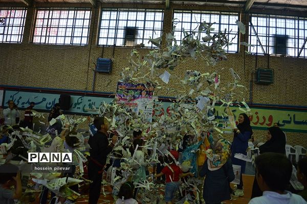 اولین جشنواره فینگلی‌ها در شهرستان خوسف