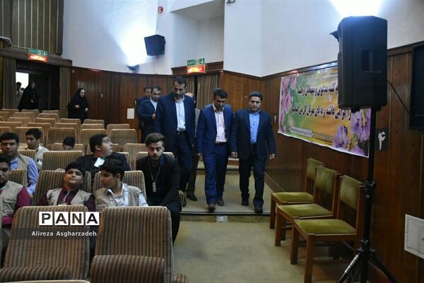 همایش تجلیل از دانش‌آموزان خبرنگار مازندران-۲