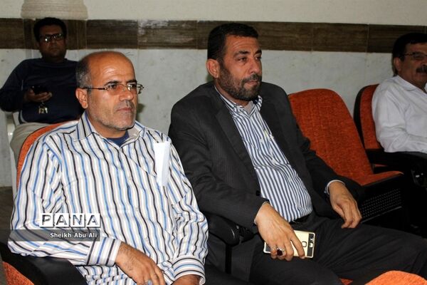 گردهمایی مدیران سه دوره تحصیلی دولتی، و غیر دولتی شهرستان بوشهر