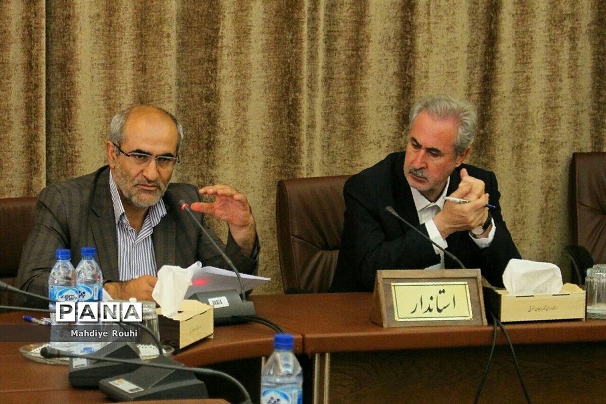 سومین جلسه شورای آموزش و پرورش آذربایجان شرقی برگزار شد