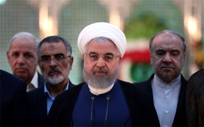روحانی: با تضعیف دولت کسی تقویت نمی‌شود