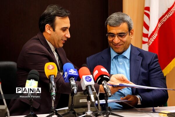 نشست خبری رئیس فدراسیون کبدی و مدیرعامل سازمان منطقه آزاد کیش
