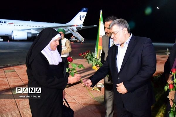 مراسم استقبال از ورود اولین کاروان حجاج بیت الله الحرام به  خراسان جنوبی