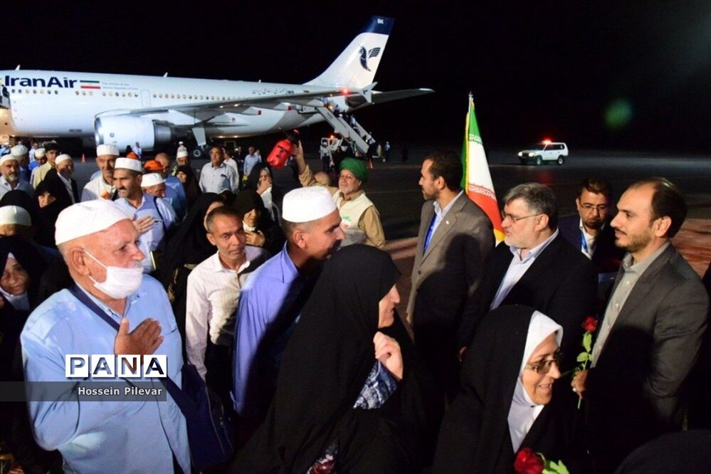 مراسم استقبال از ورود اولین کاروان حجاج بیت الله الحرام به  خراسان جنوبی