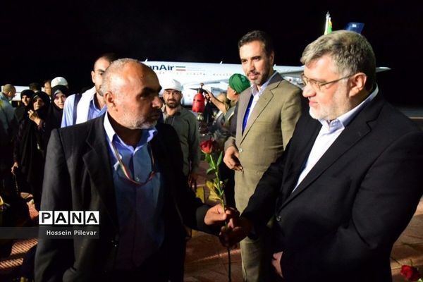 مراسم استقبال از ورود اولین کاروان حجاج بیت الله الحرام به  خراسان جنوبی