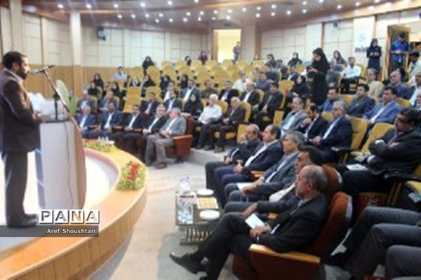 اولین همایش ملی عناب در بیرجند