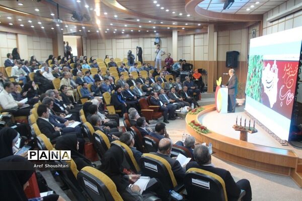 اولین همایش ملی عناب در بیرجند