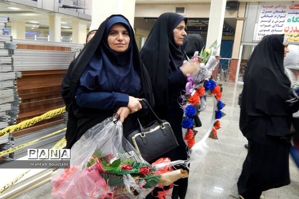 استقبال از دانش‌آموزان برگزیده استان بوشهر در جشنواره نوجوان خوارزمی مرحله کشوری