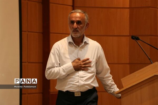 تجلیل از برترین‌های المپیادهای علمی و کنکور سراسری ۹۸