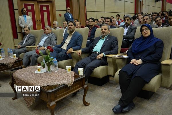 آیین تجلیل از برگزیدگان بیست و پنجمین کنگره قرآن کریم دانش‌آموزان سمپاد