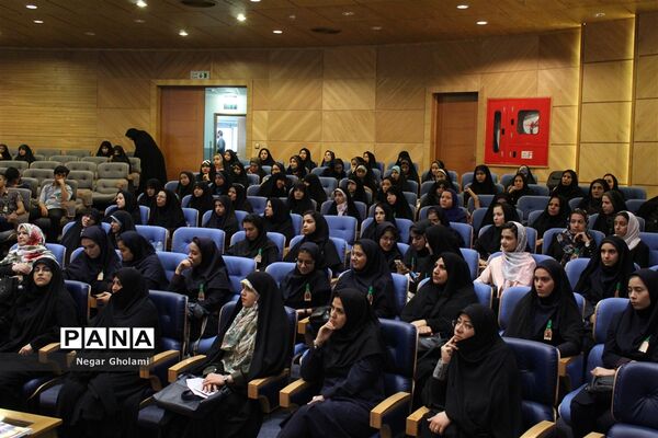 آیین تجلیل از ستارگان مسابقات و فعالان حوزه پرورشی استان خراسان رضوی_۲