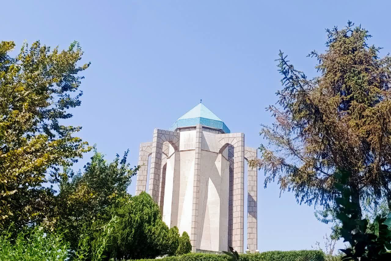  همدان، رمزگشایی هنر و سوغات کنار باباطاهر