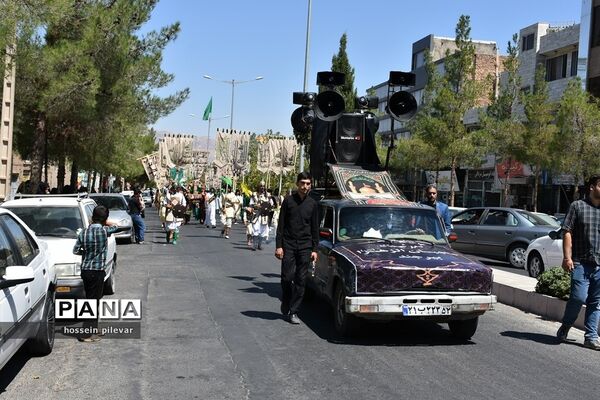 حرکت نمادین کاروان امام حسین علیه السلام در بیرجند