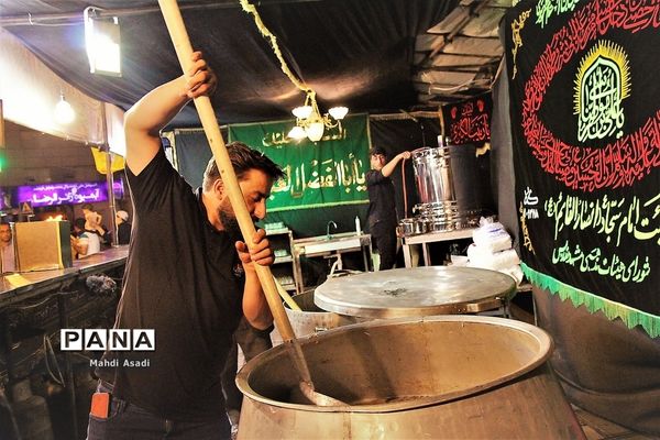 برپایی خیمه‌های عزای سیدالشهدا(ع)