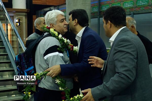 استقبال از تیم ملی فوتسال دانش‌آموزان، قهرمان رقابت‌های مدارس آسیا