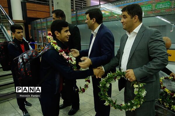 استقبال از تیم ملی فوتسال دانش‌آموزان، قهرمان رقابت‌های مدارس آسیا