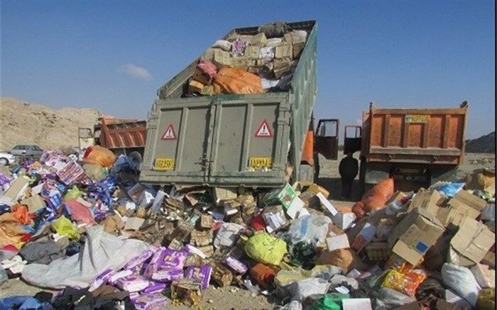 معاون فروش سازمان اموال تملیکی: انهدام تمام کالاهای فاقد مجوزهای مصرف بر اساس تکالیف حاکمیتی است