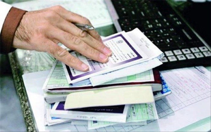 جعل مُهر پزشکان برای نسخه‌ کردن داروهای گران