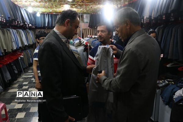 بازدید از مراکز توزیع لباس فرم دانش آموزان خراسان رضوی