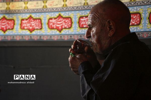 عزاداری مردم شیراز در سومین شب از ماه محرم