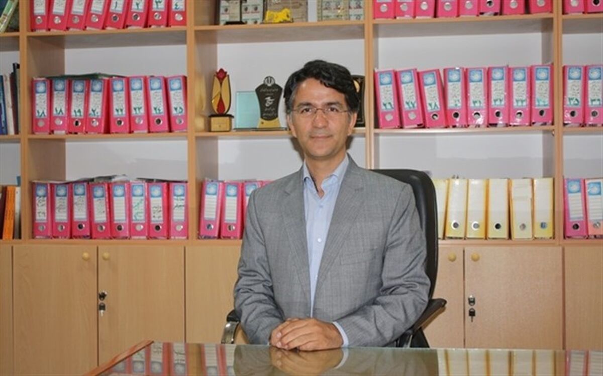 تجلیل از رئیس اداره استعدادهای درخشان آموزش و پرورش استان زنجان