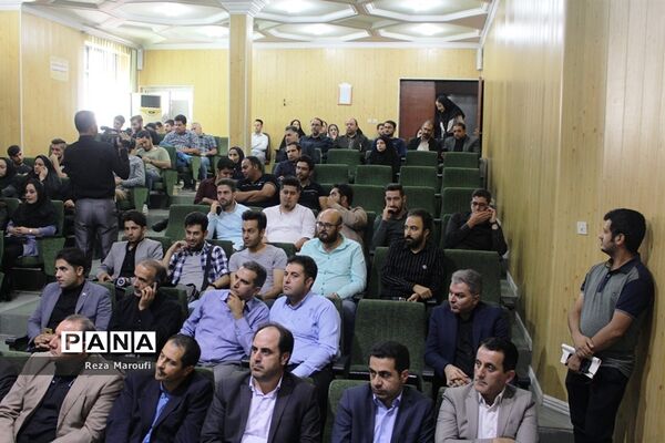 آیین  تجلیل از خبرنگاران و عکاسان لیگ ملت های والیبال در ارومیه