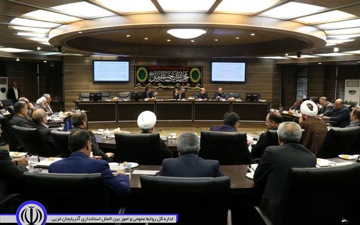 تاکید استاندار آذربایجان غربی بر شناسایی و ساماندهی کودکان کار خیابانی