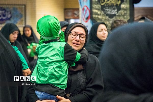 همایش شیرخوارگان حسینی در ارومیه