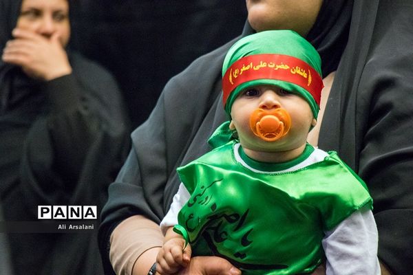 همایش شیرخوارگان حسینی در ارومیه