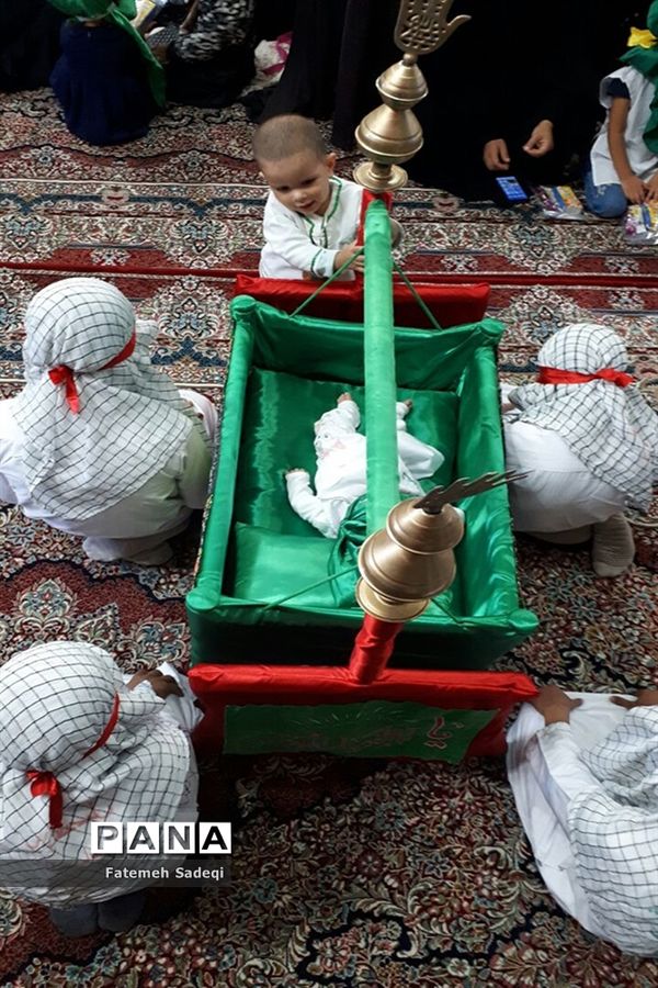 مراسم شیرخوارگان در روستای براندود شهرستان درمیان